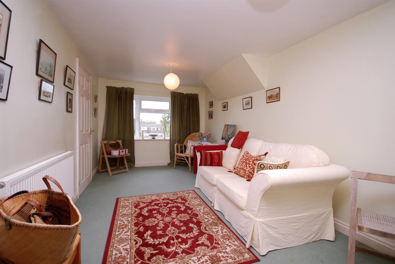 Geraints Way, Cowbridge, Vale of Glamorgan, CF71 7AY